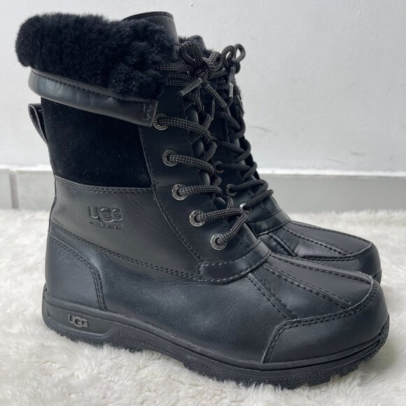 UGG #1098890K Kid's Black Butte II Lace Up Boot Leather Shoes Size 4 US - Picture 2 of 11